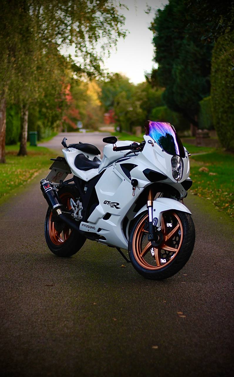 Hysong GT125R White